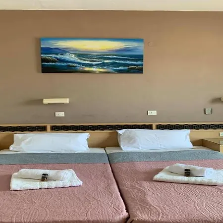 White Palace Aparthotel