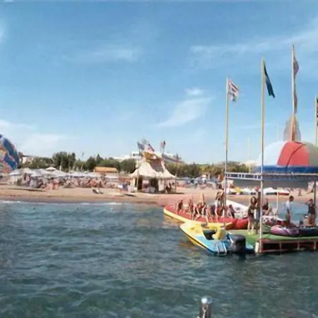 White Palace Aparthotel 4*