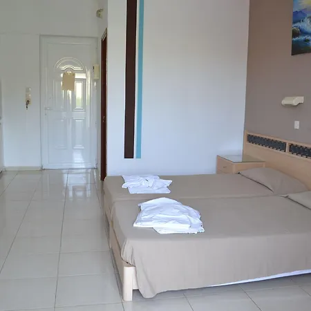 White Palace 4*