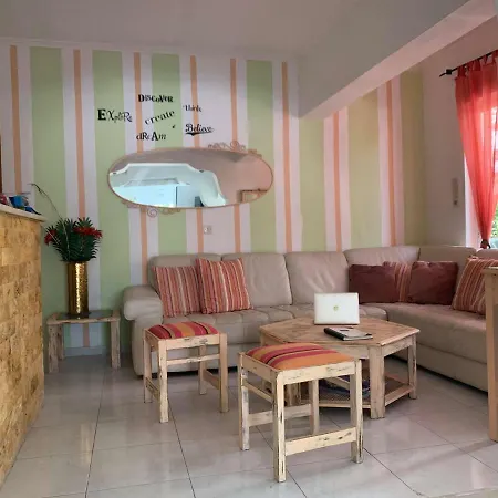 White Palace Aparthotel 4*