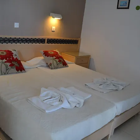 White Palace Aparthotel