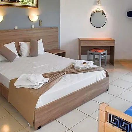 White Palace Aparthotel 4*