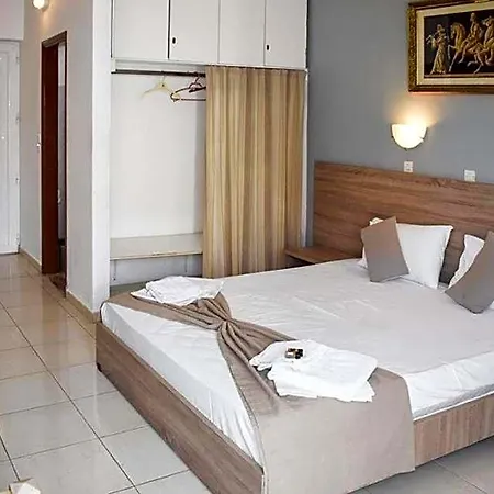 White Palace Aparthotel 4*