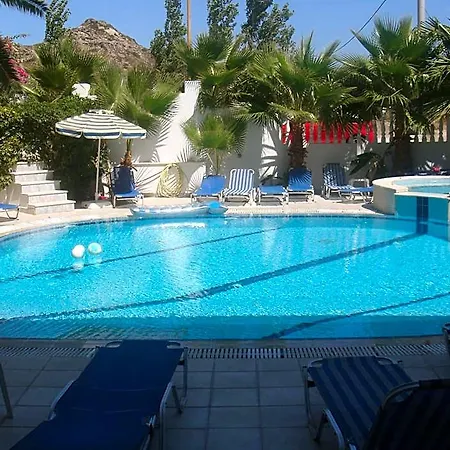 White Palace Aparthotel