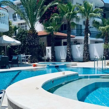 Aparthotel White Palace