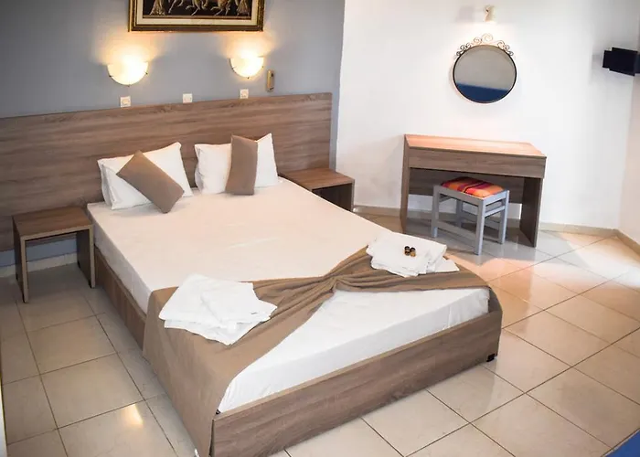 White Palace Apartahotel 4*