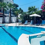 White Palace Apart Otel