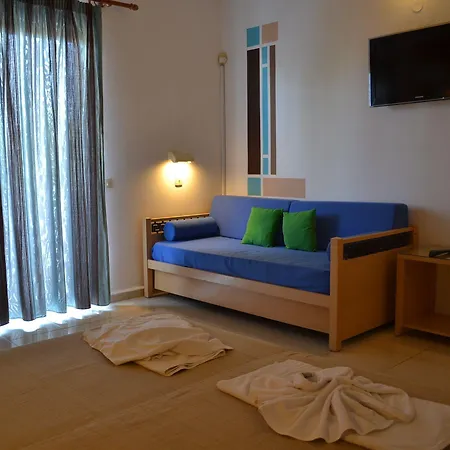 White Palace 4*