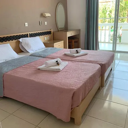 White Palace 4*