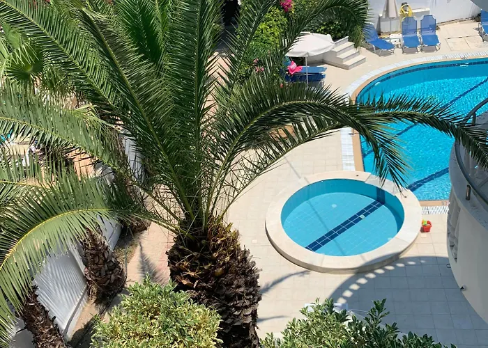 White Palace Hotel de apartamente